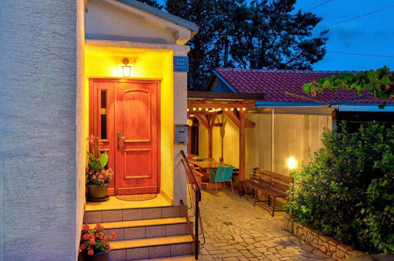 Apartmani Suncica Selce Bagian luar foto